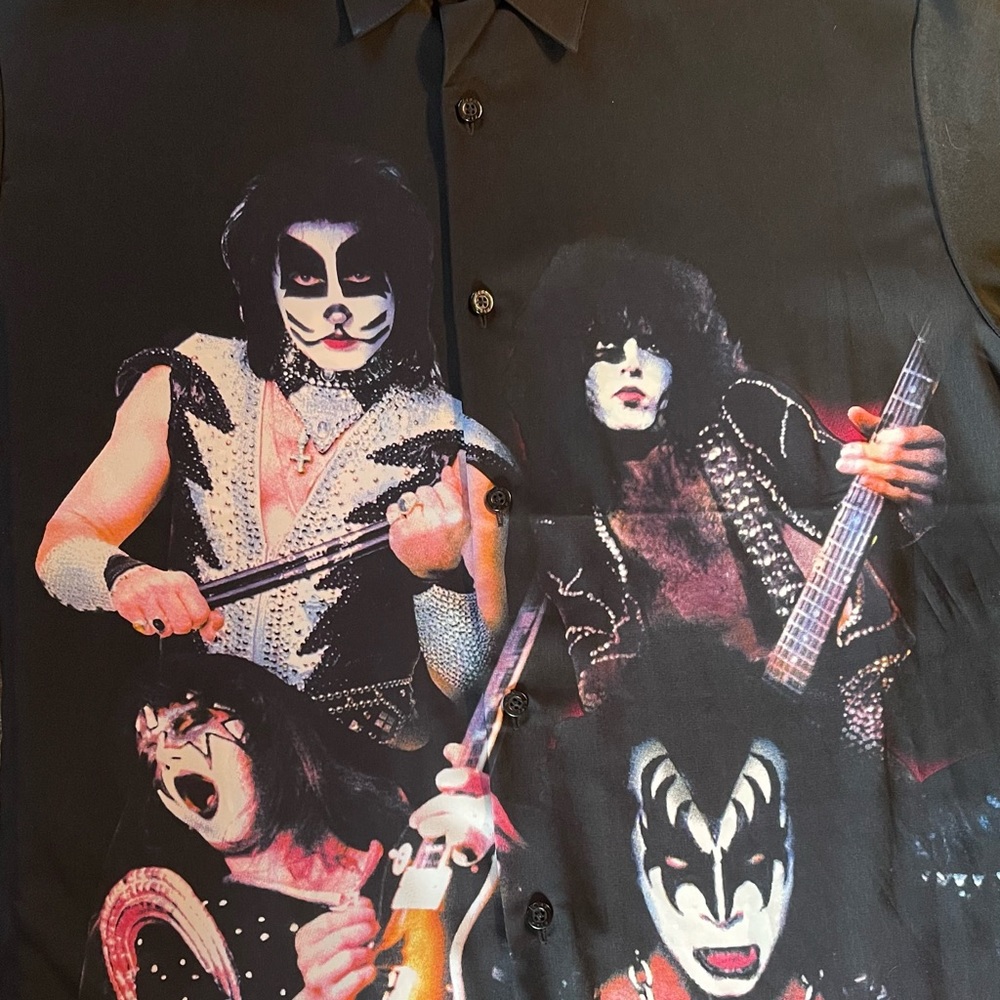 KISS Rare, Vintage, Circa, 2002 Men’s Band Button-Down Shirt, XL